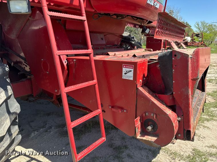 image for item EQ1425 2003 Case IH 2388 RWA combine