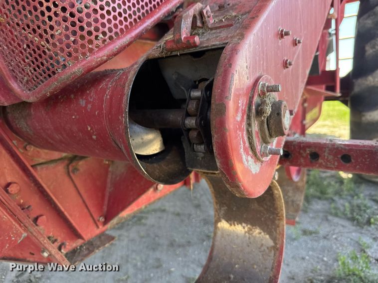 image for item EQ1425 2003 Case IH 2388 RWA combine