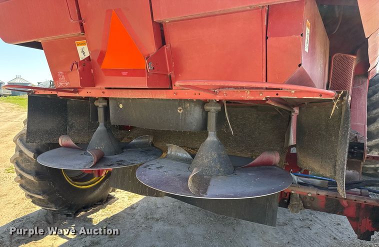 image for item EQ1425 2003 Case IH 2388 RWA combine