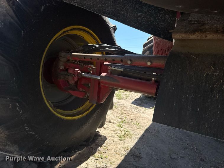 image for item EQ1425 2003 Case IH 2388 RWA combine