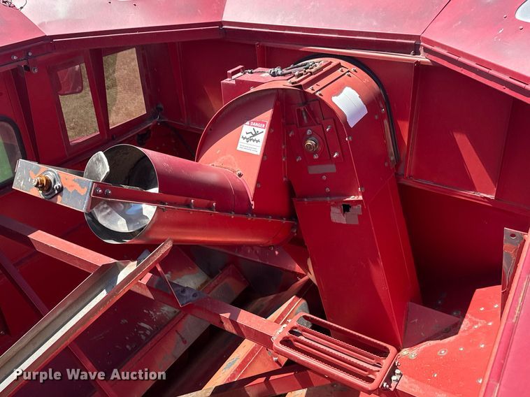 image for item EQ1425 2003 Case IH 2388 RWA combine