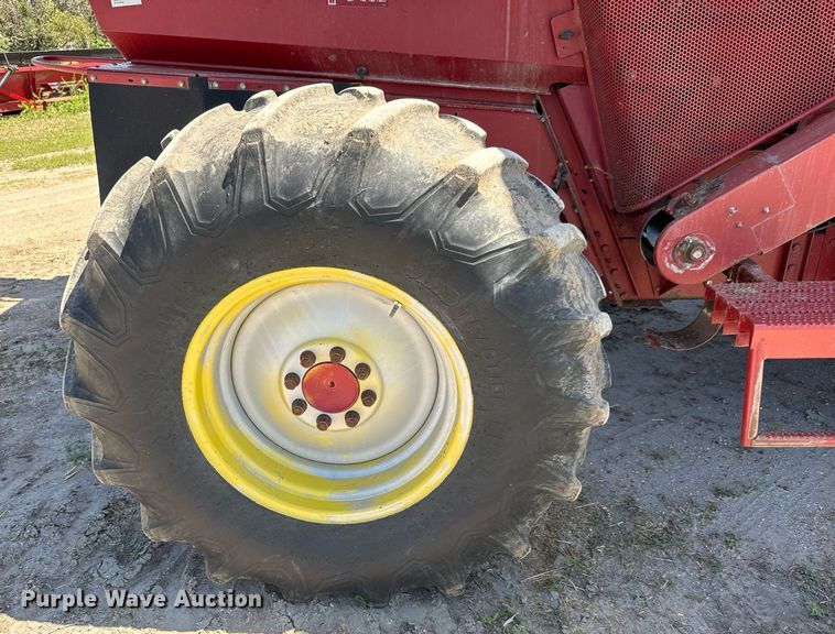 image for item EQ1425 2003 Case IH 2388 RWA combine