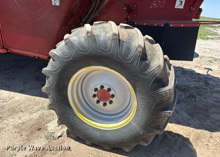 image for item EQ1425 2003 Case IH 2388 RWA combine