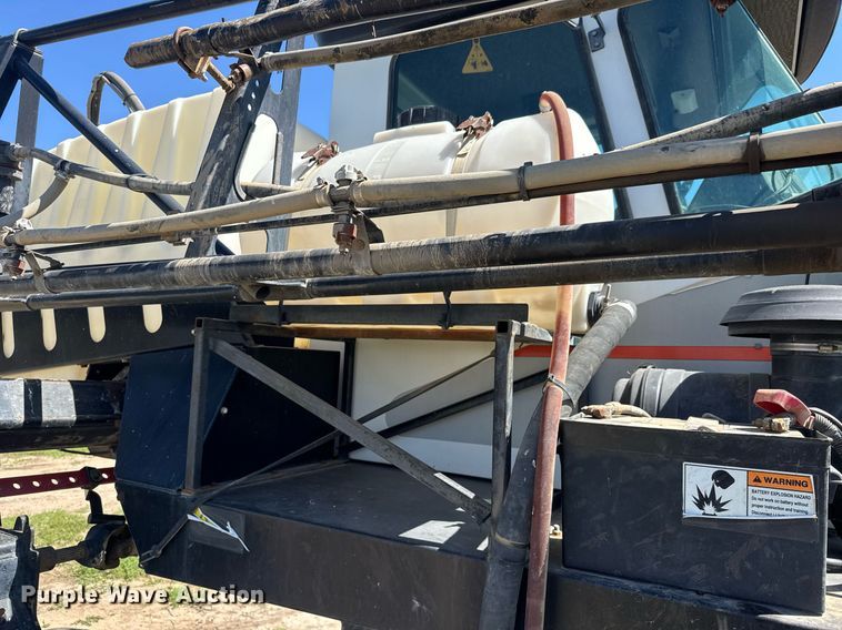 image for item EQ1426 2010 Spra-Coupe 4655 sprayer