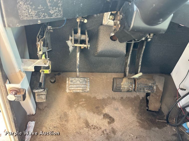 image for item EQ1426 2010 Spra-Coupe 4655 sprayer