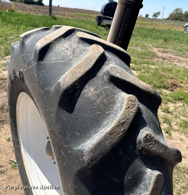 image for item EQ1426 2010 Spra-Coupe 4655 sprayer