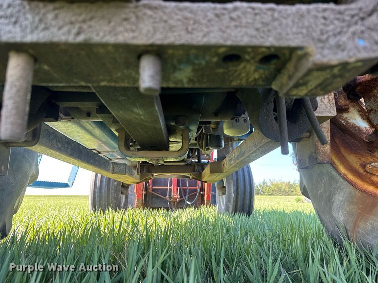 image for item EQ1430 1988 Ford TW-15 tractor