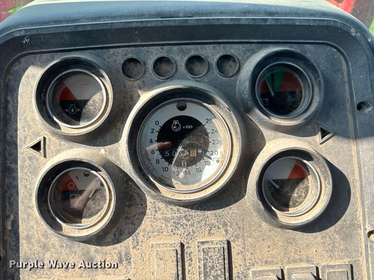 image for item EQ1430 1988 Ford TW-15 tractor