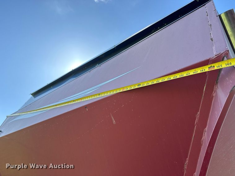 image for item EQ1431 2003 Demco 750 grain cart