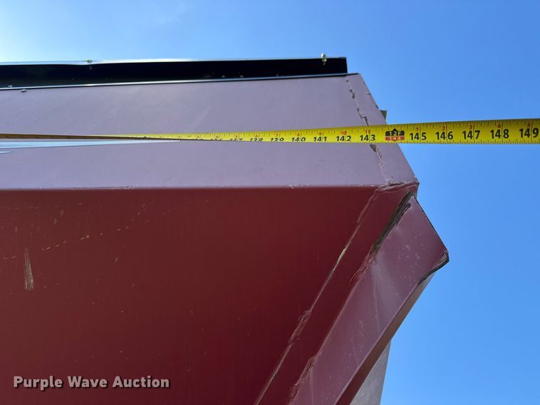 image for item EQ1431 2003 Demco 750 grain cart