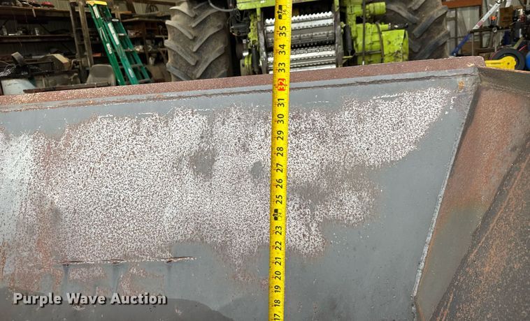 image for item EQ1486 Becker 78HDI Wood Chuck skid steer spreader bucket 