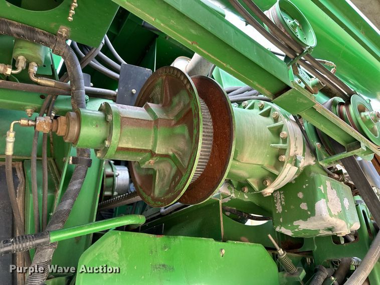 image for item EQ4760 2002 John Deere 9750 STS combine