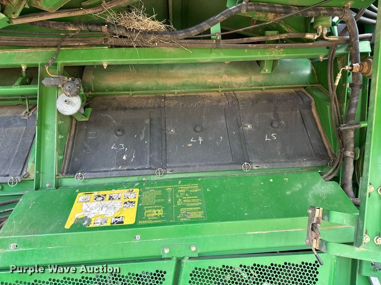 image for item EQ4760 2002 John Deere 9750 STS combine