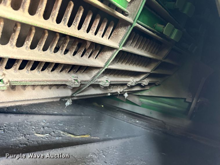 image for item EQ4760 2002 John Deere 9750 STS combine