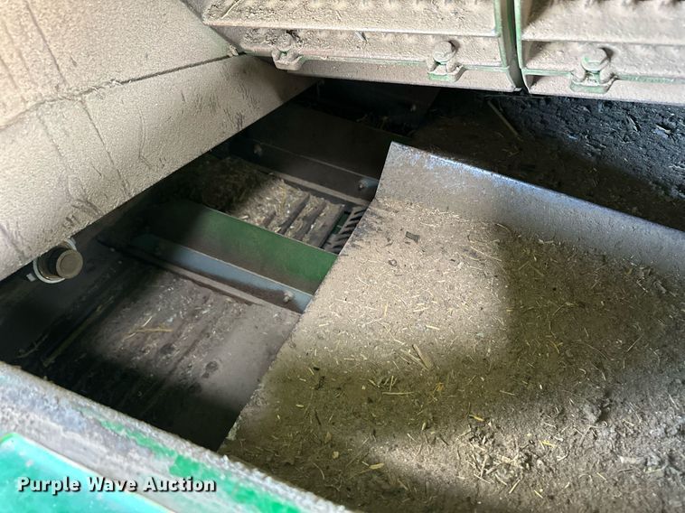 image for item EQ4760 2002 John Deere 9750 STS combine