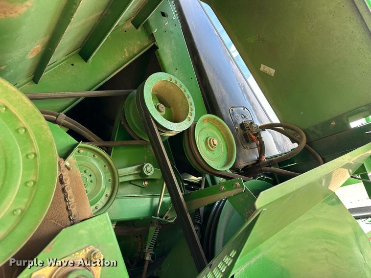 image for item EQ4760 2002 John Deere 9750 STS combine