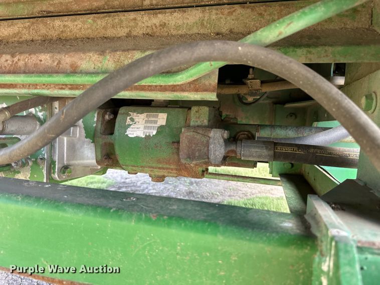 image for item EQ4760 2002 John Deere 9750 STS combine