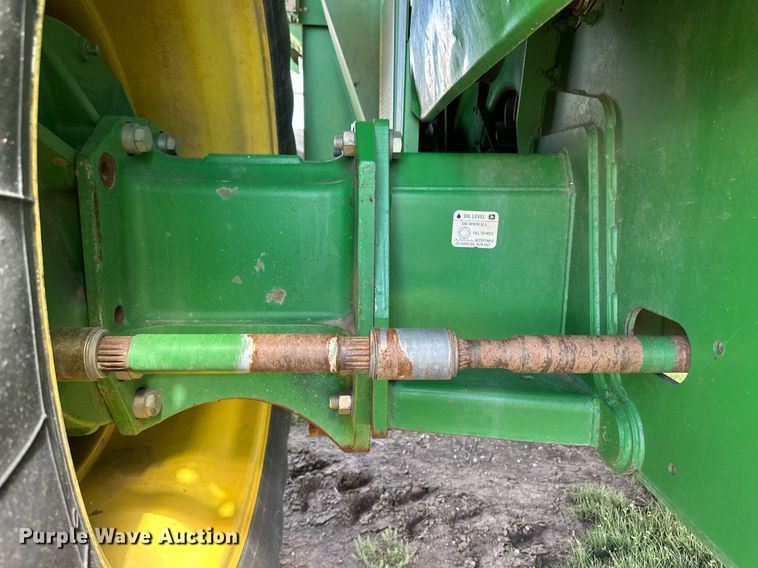 image for item EQ4760 2002 John Deere 9750 STS combine