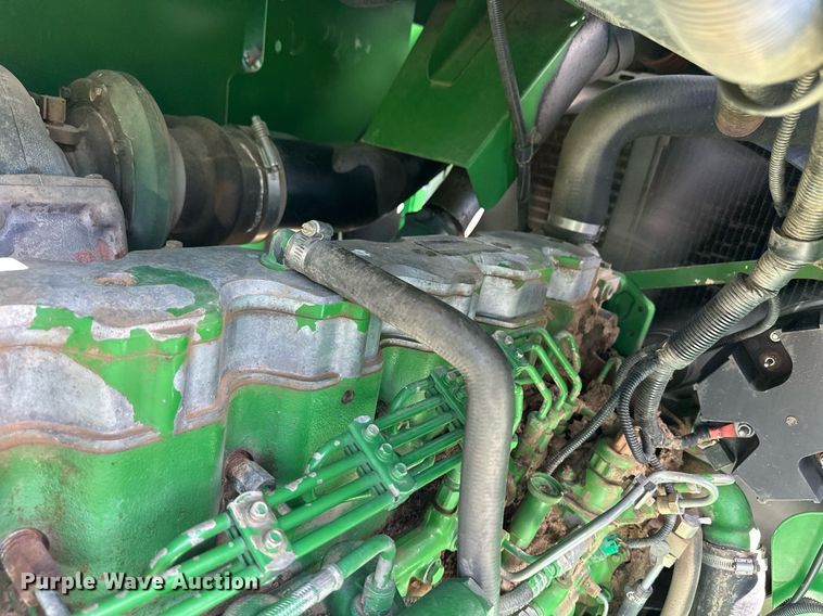 image for item EQ4760 2002 John Deere 9750 STS combine