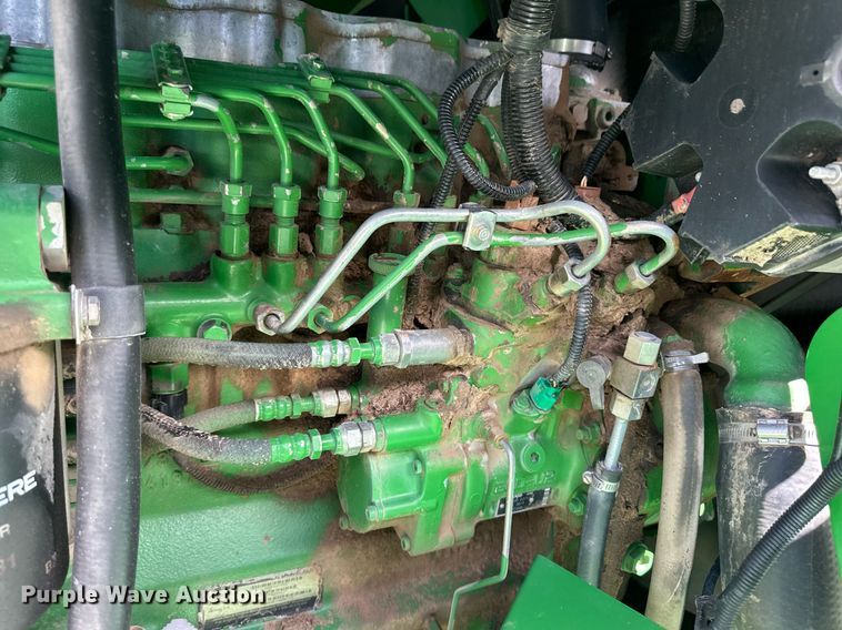 image for item EQ4760 2002 John Deere 9750 STS combine