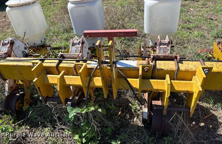 image for item EQ4770 Buffalo planter