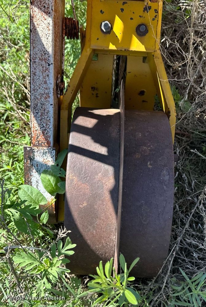 image for item EQ4770 Buffalo planter