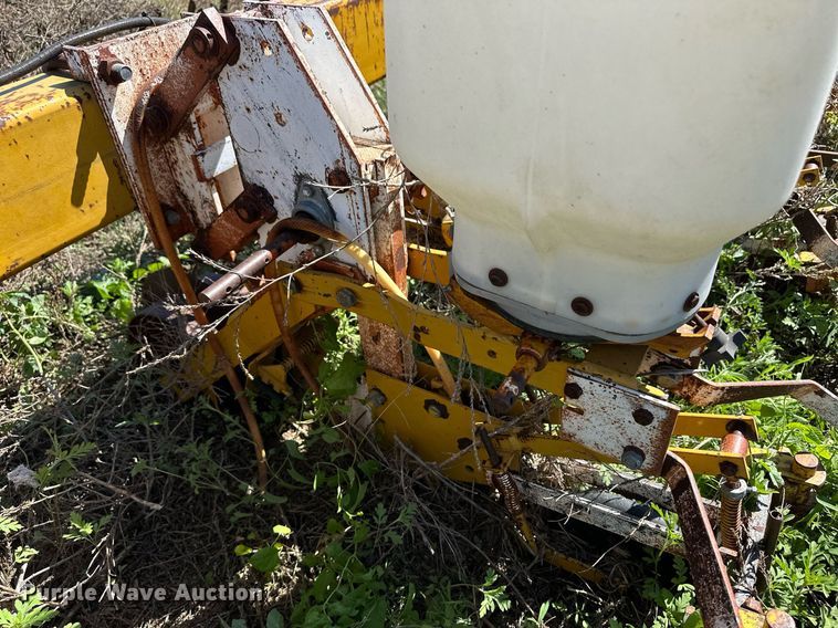 image for item EQ4770 Buffalo planter