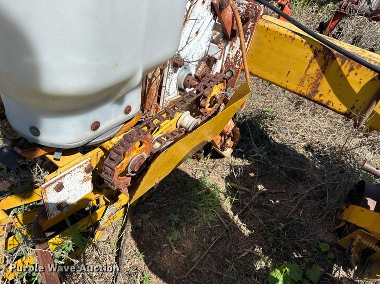 image for item EQ4770 Buffalo planter