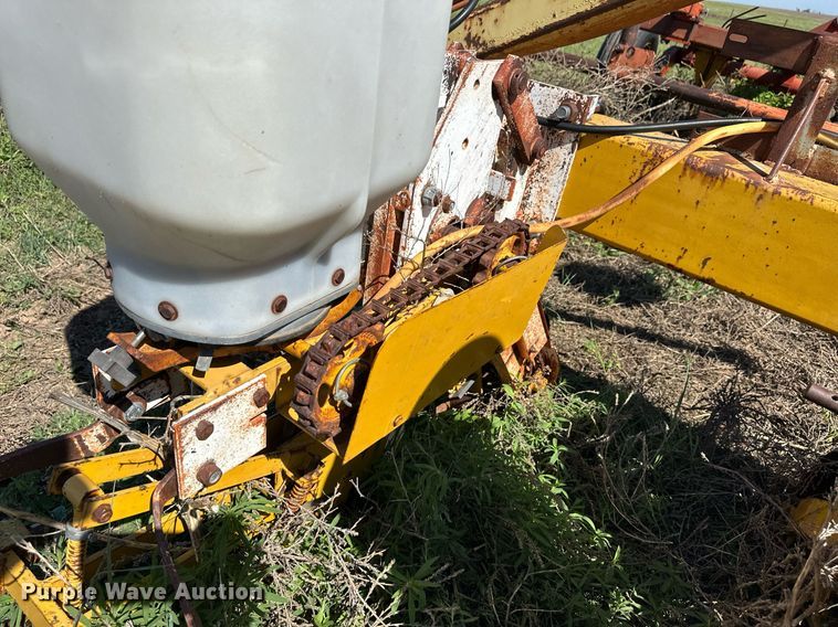 image for item EQ4770 Buffalo planter