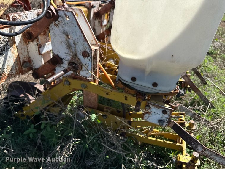 image for item EQ4770 Buffalo planter