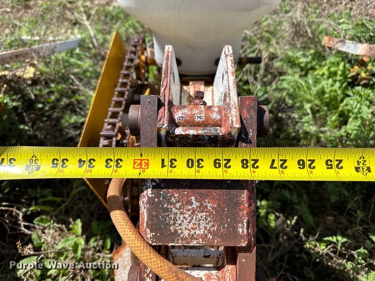 image for item EQ4770 Buffalo planter