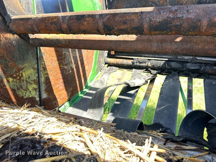 image for item EQ4771 John Deere 569 MegaWide Plus round baler