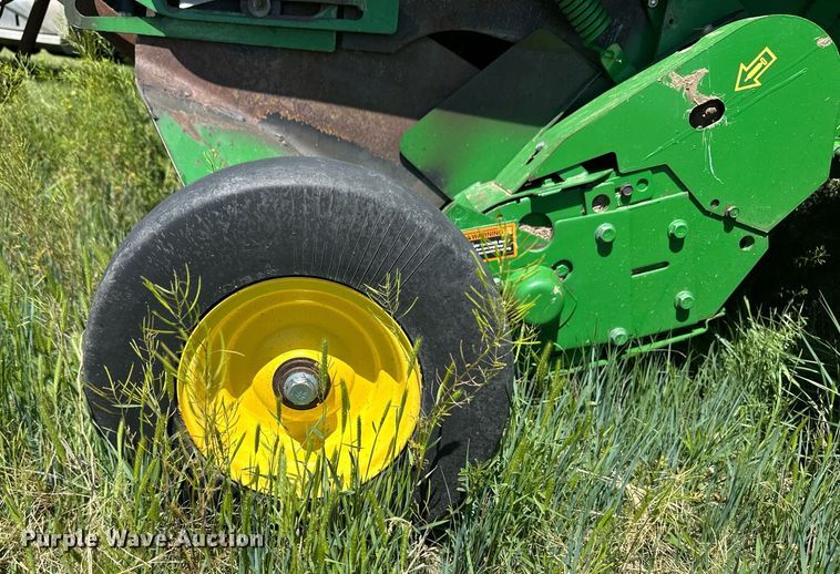 image for item EQ4771 John Deere 569 MegaWide Plus round baler