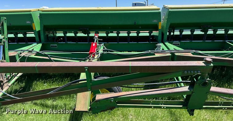 image for item EQ4775 John Deere 9400 grain drill