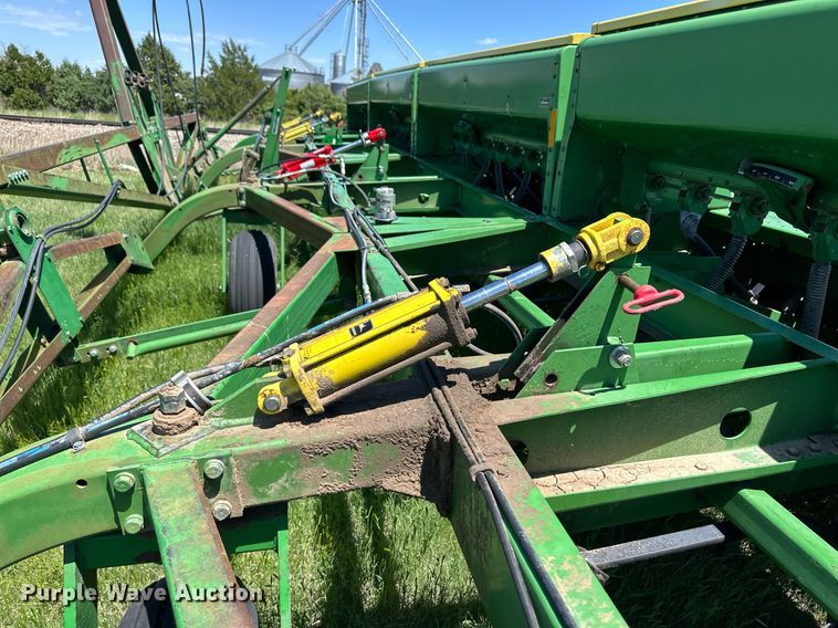 image for item EQ4775 John Deere 9400 grain drill