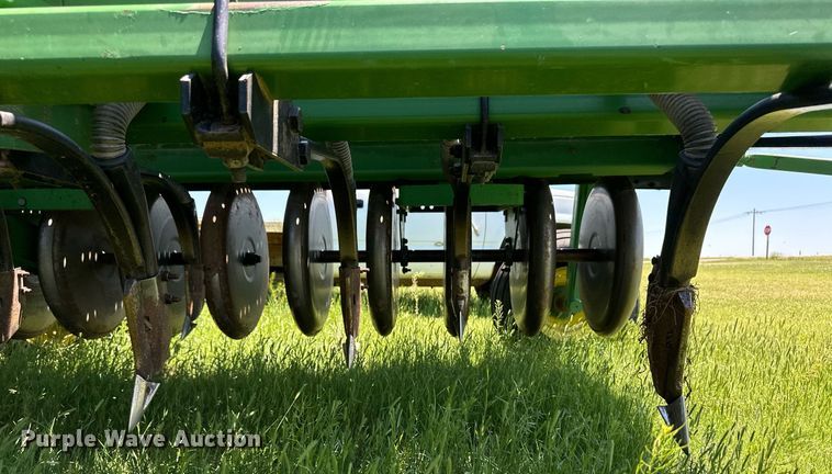 image for item EQ4775 John Deere 9400 grain drill