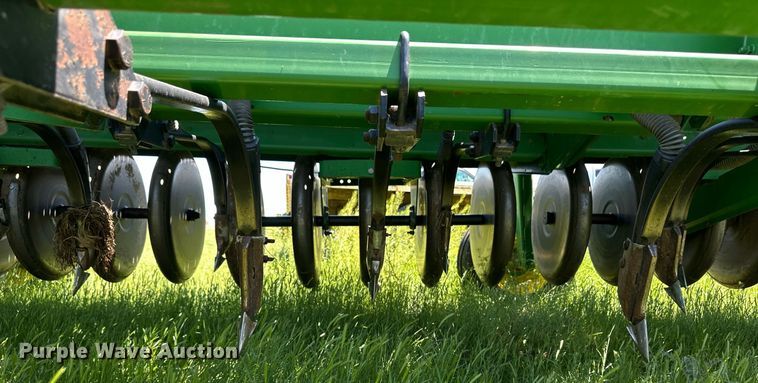 image for item EQ4775 John Deere 9400 grain drill