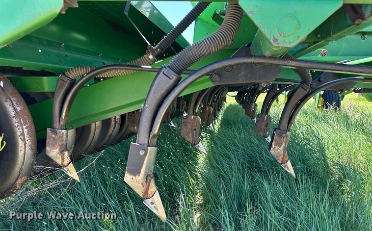 image for item EQ4775 John Deere 9400 grain drill