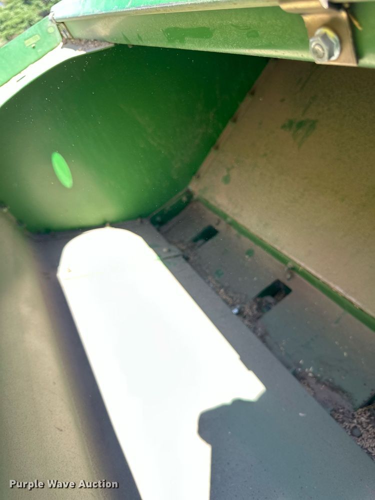 image for item EQ4775 John Deere 9400 grain drill
