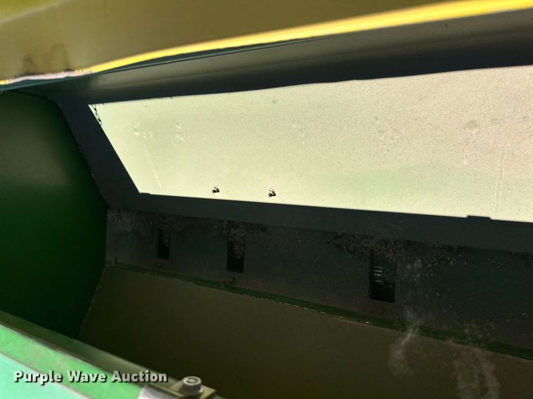 image for item EQ4775 John Deere 9400 grain drill