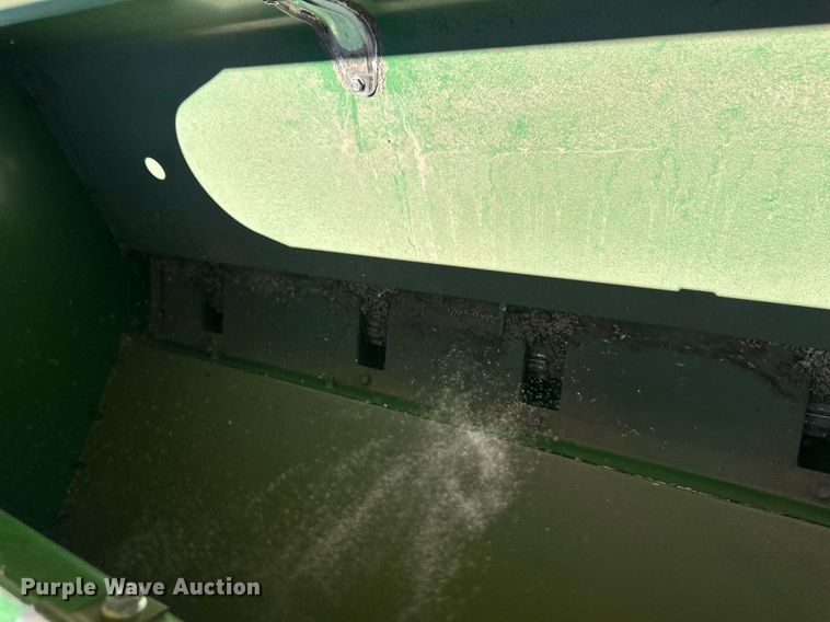 image for item EQ4775 John Deere 9400 grain drill