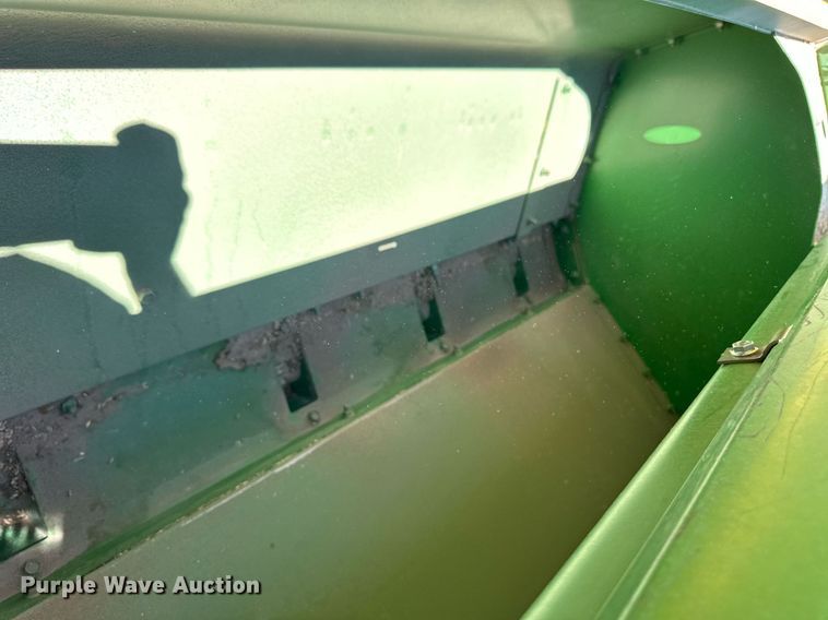 image for item EQ4775 John Deere 9400 grain drill