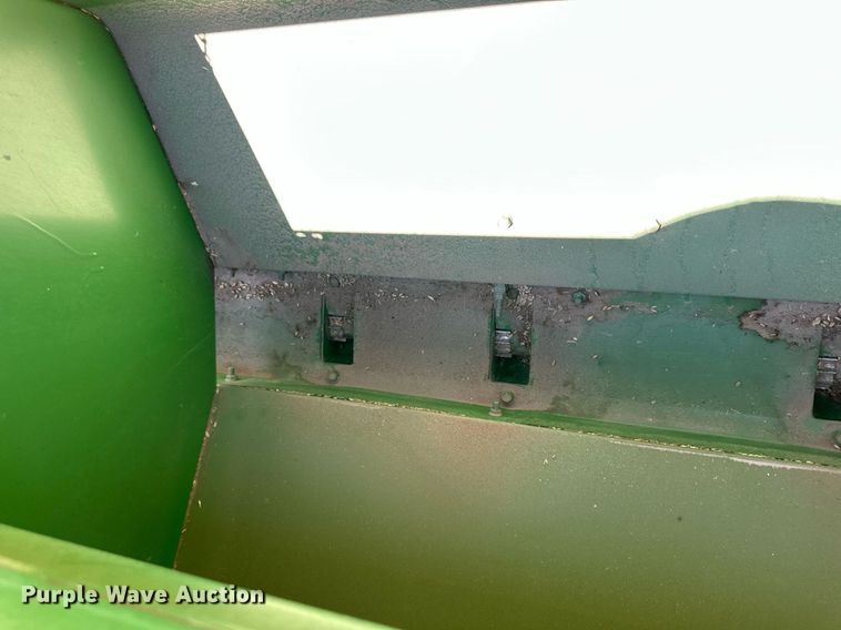 image for item EQ4775 John Deere 9400 grain drill