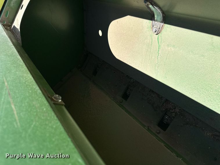 image for item EQ4775 John Deere 9400 grain drill