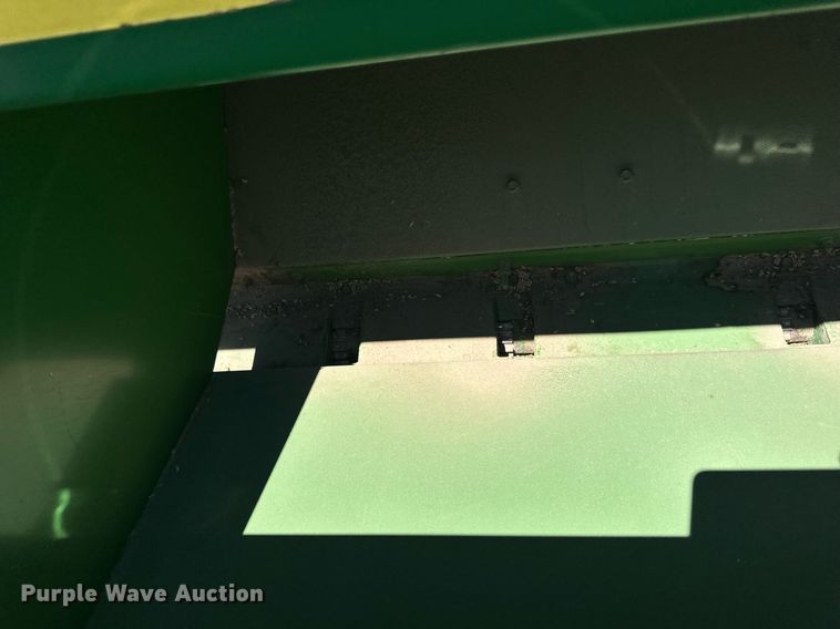 image for item EQ4775 John Deere 9400 grain drill