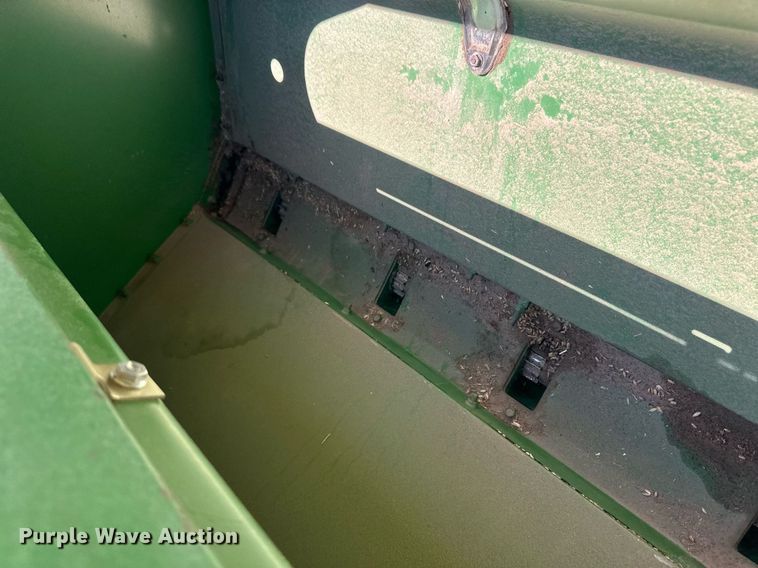 image for item EQ4775 John Deere 9400 grain drill
