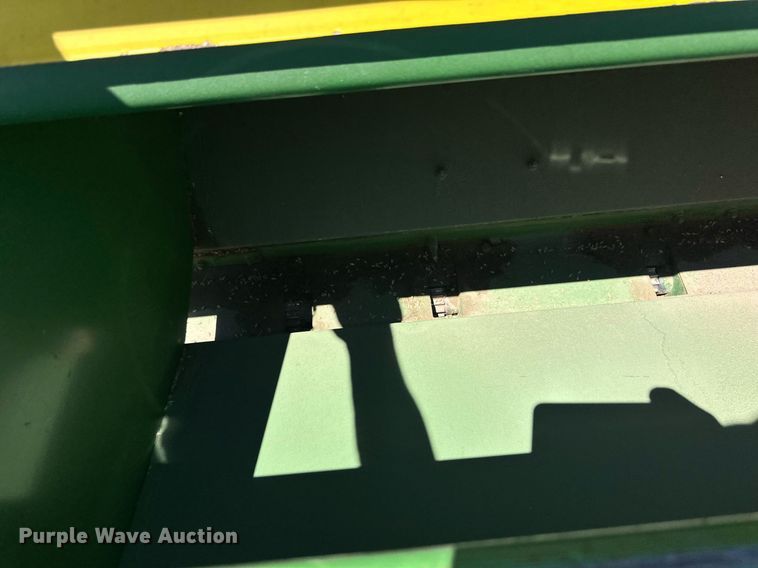image for item EQ4775 John Deere 9400 grain drill