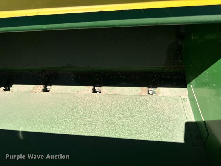 image for item EQ4775 John Deere 9400 grain drill