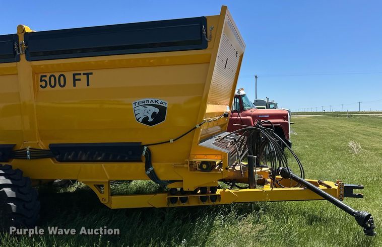 image for item EQ4778 2021 Terrakat T15 manure spreader