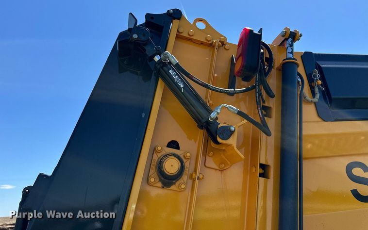 image for item EQ4778 2021 Terrakat T15 manure spreader